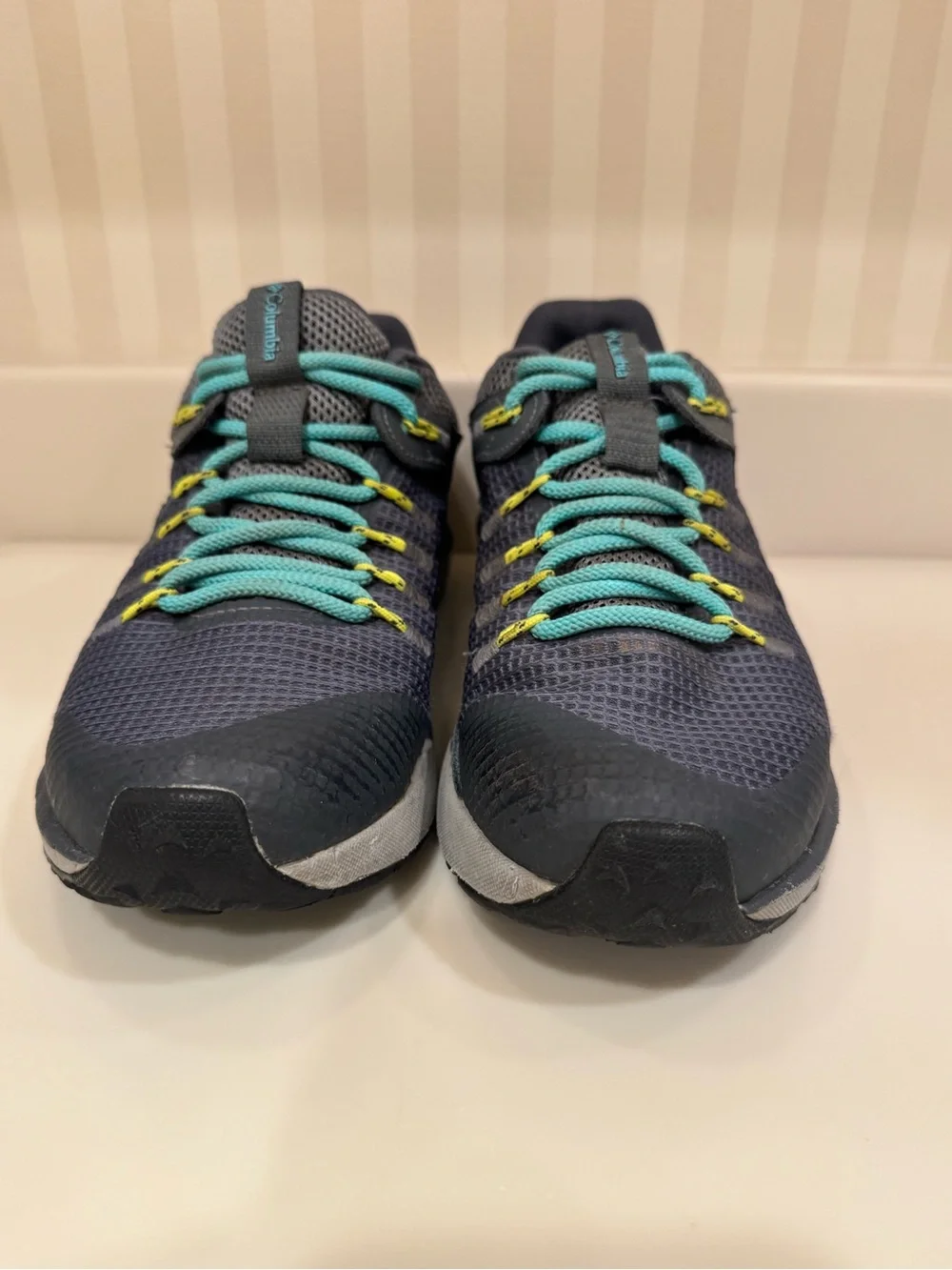 Columbia Women's Trailstorm Waterproof Hiking Shoe - Graphite/Dolphin Size 7 1/2
